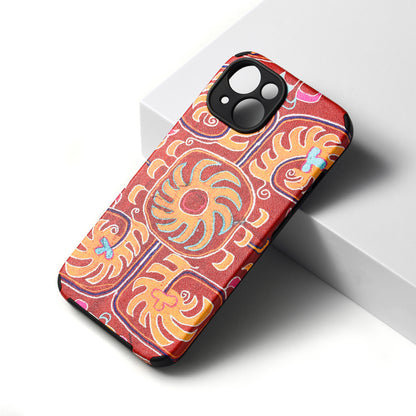 Heredando la belleza del patrimonio cultural inmaterial de Guizhou en China, funda para teléfono móvil única y teñida a mano Modelos compatibles: iPhone 11, Pro, Pro Max, Plus a iPhone 15, Pro, Pro Max, Plus